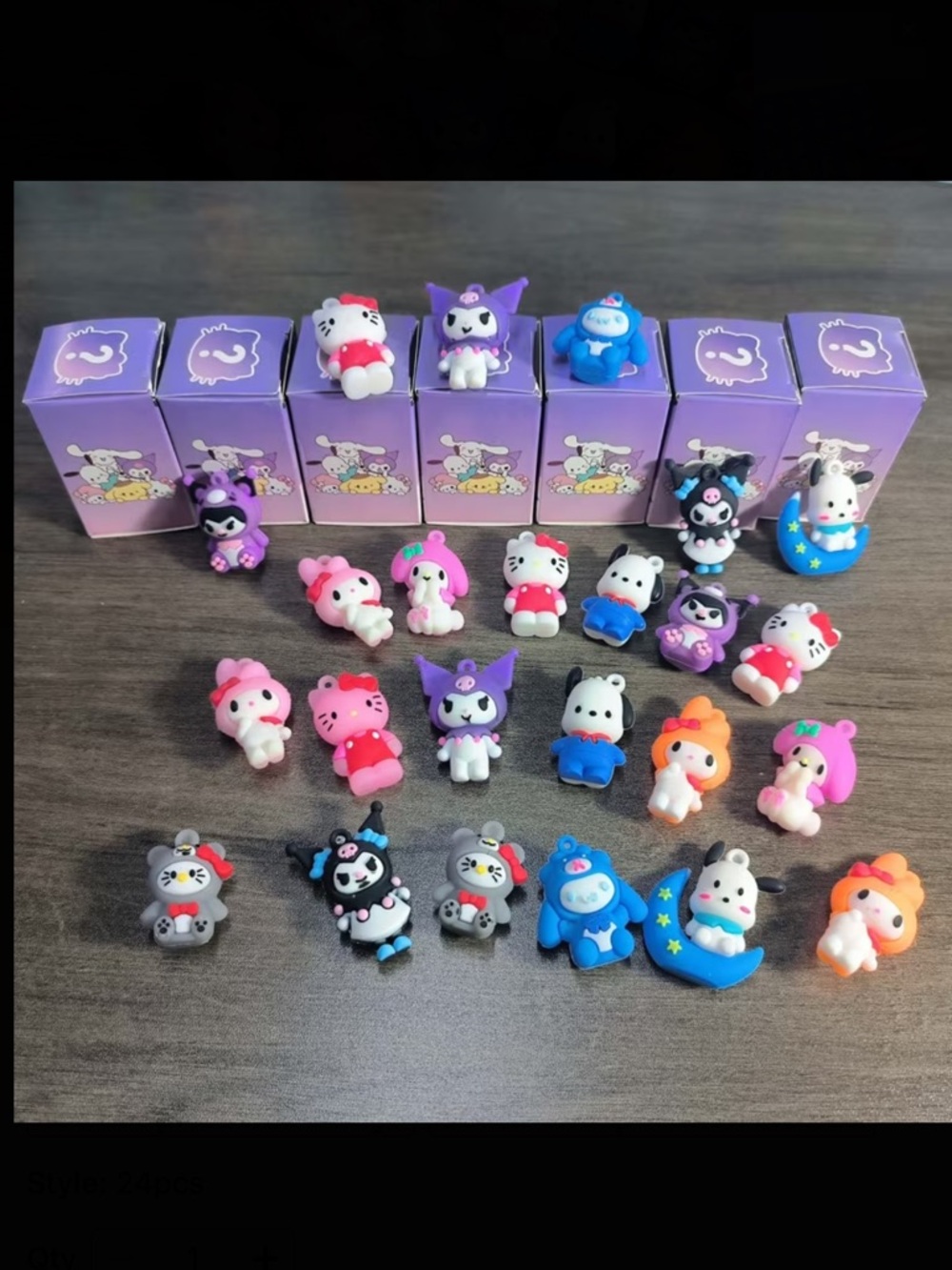 BLINDBOX • 2 Cute Silicone Sanrio Character Keychain - Picture 2 of 5